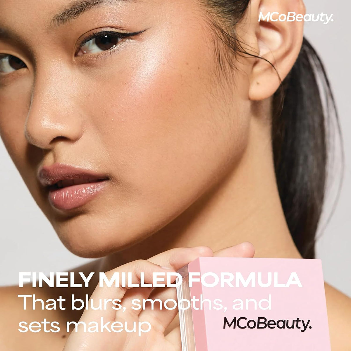 MCoBeauty Loose Powder Cool & Set - Light Setting Powder