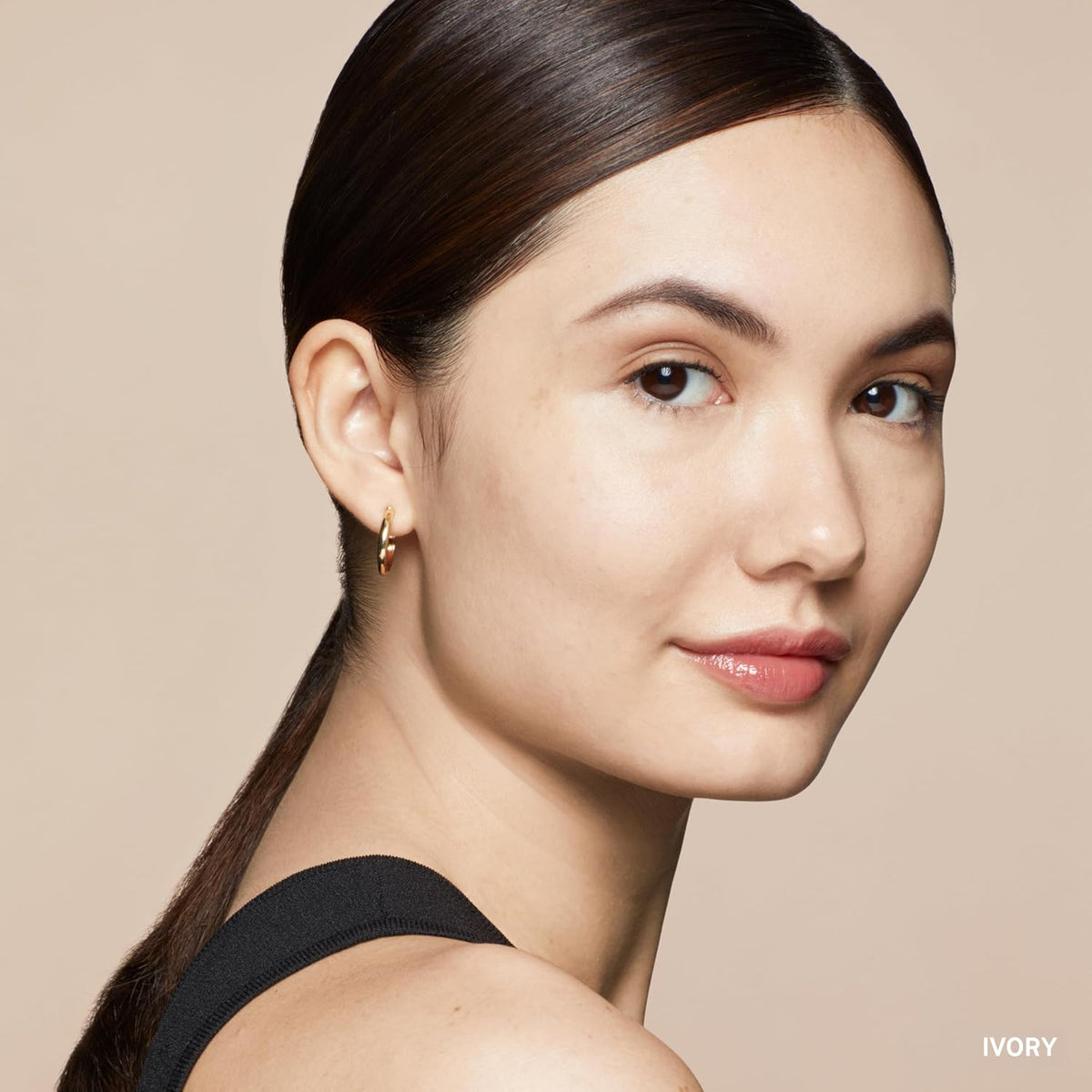 Bobbi Brown Skin Concealer Stick | Long-Lasting Cream Concealer for Dark Circles & Discoloration | 12-Hour Wear, 0.11 Ounce